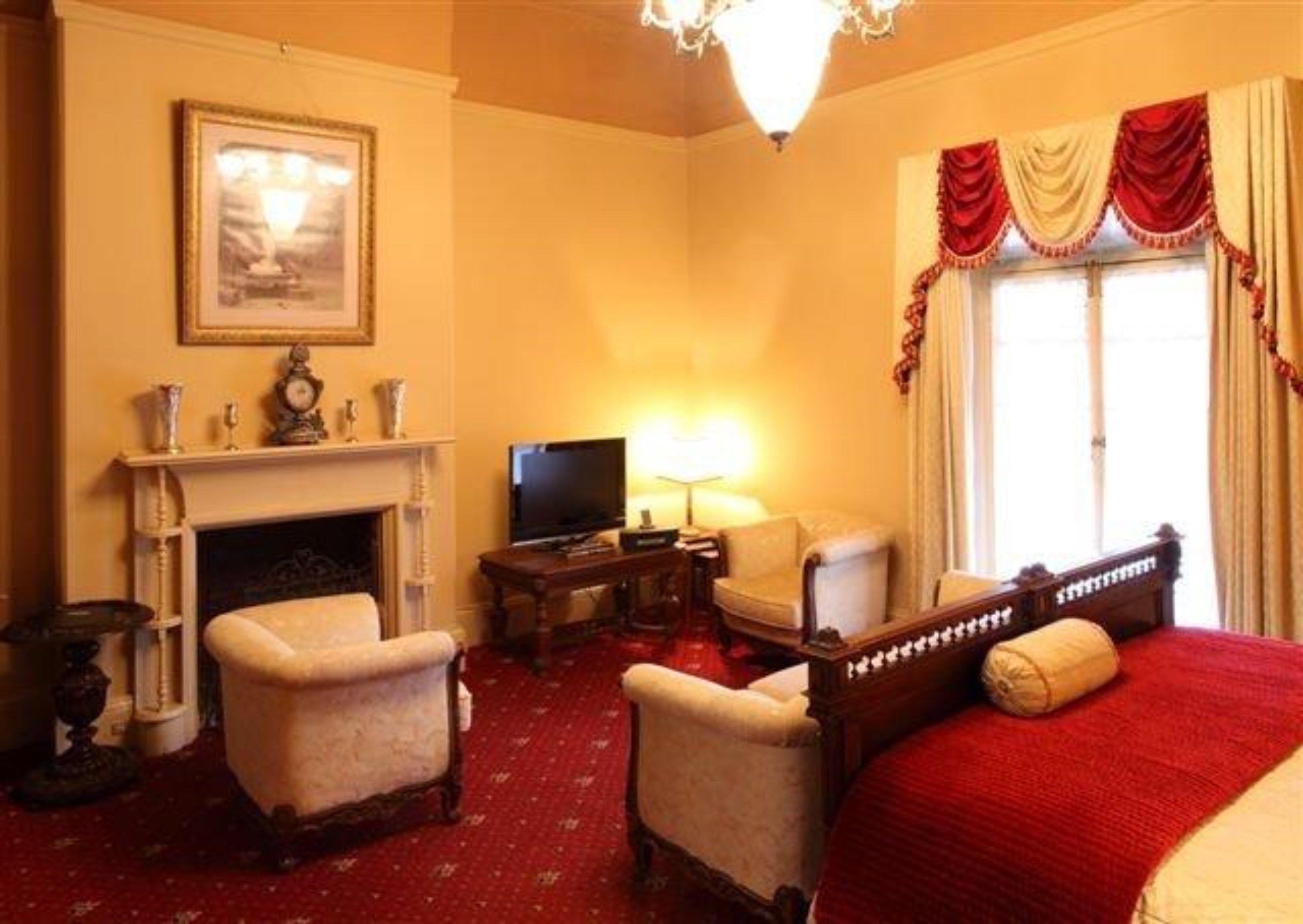 Rose & Crown Hotel — Photos 1